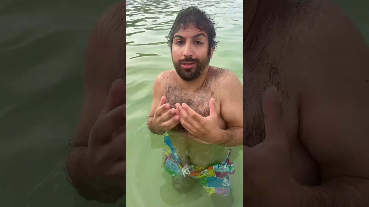 te pones mas moreno en el agua