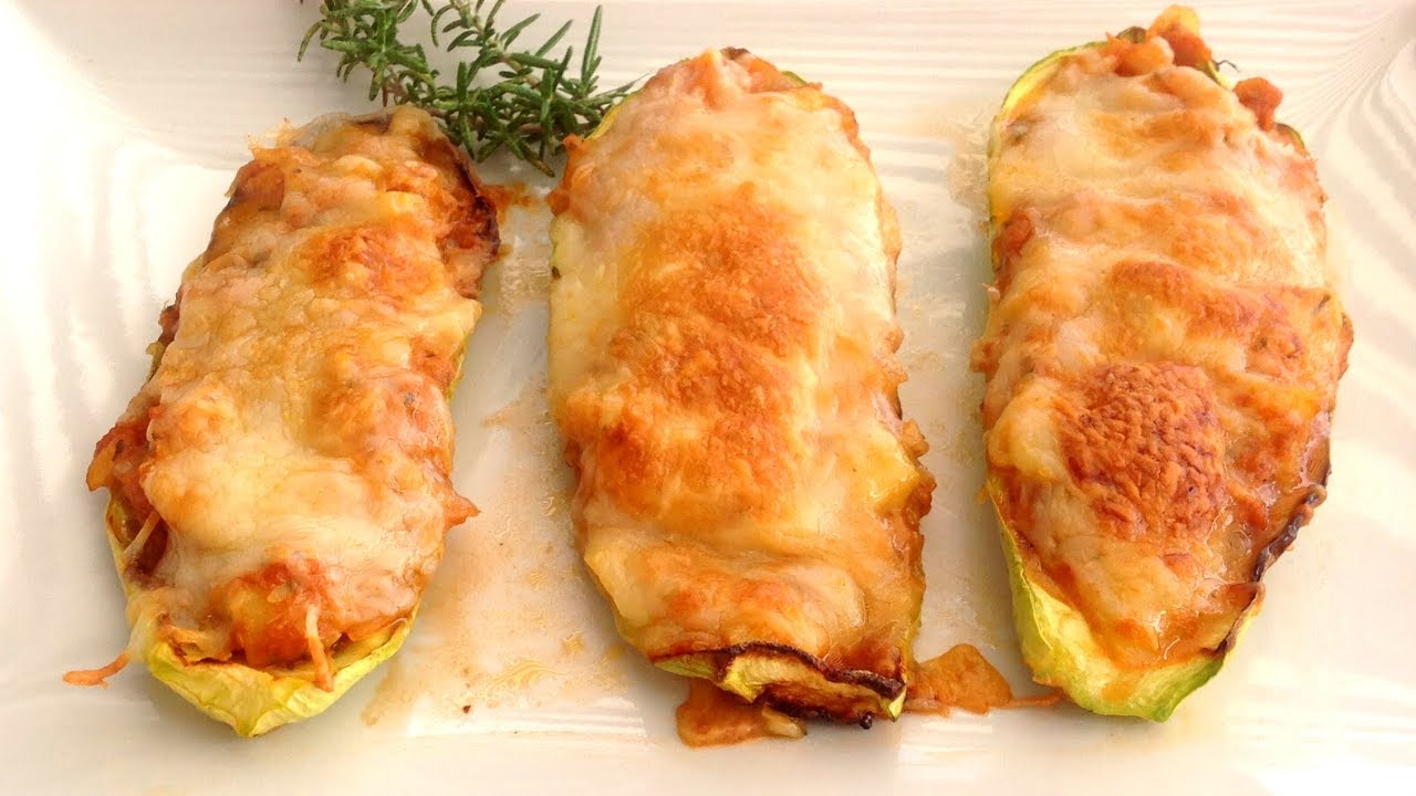 calabacín relleno de atún al horno