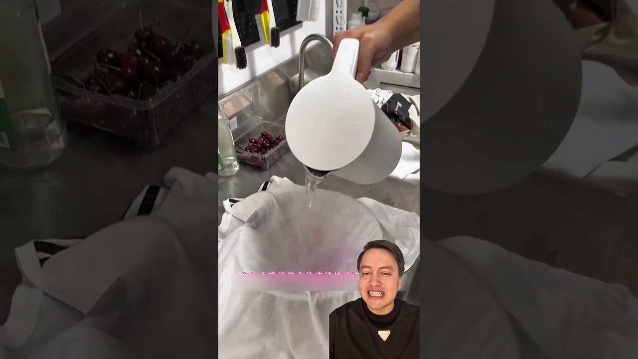 como quitar manchas de fruta en ropa de color