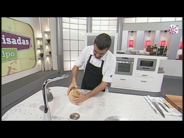 garbanzos en remojo agua fria o caliente