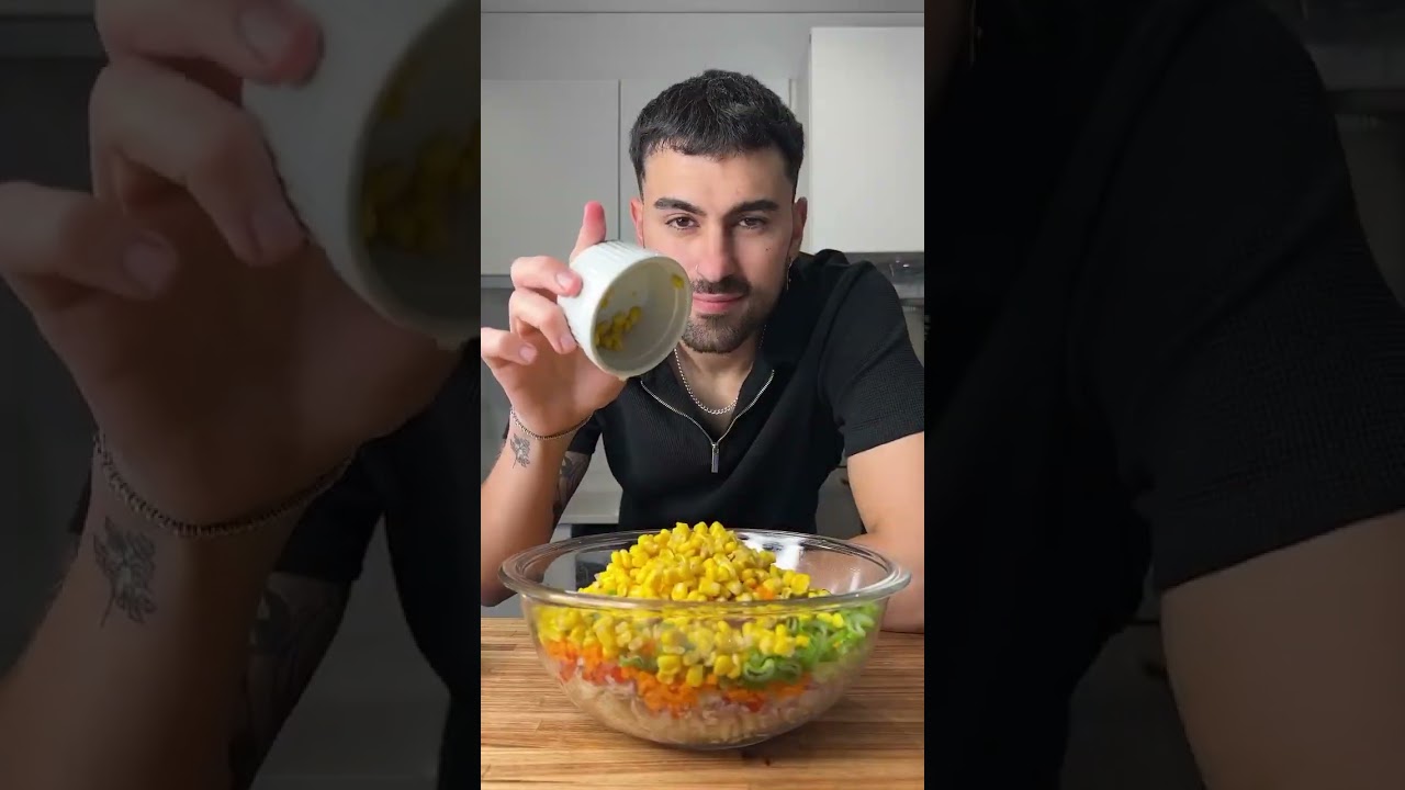 ensalada de pasta con langostinos y mayonesa